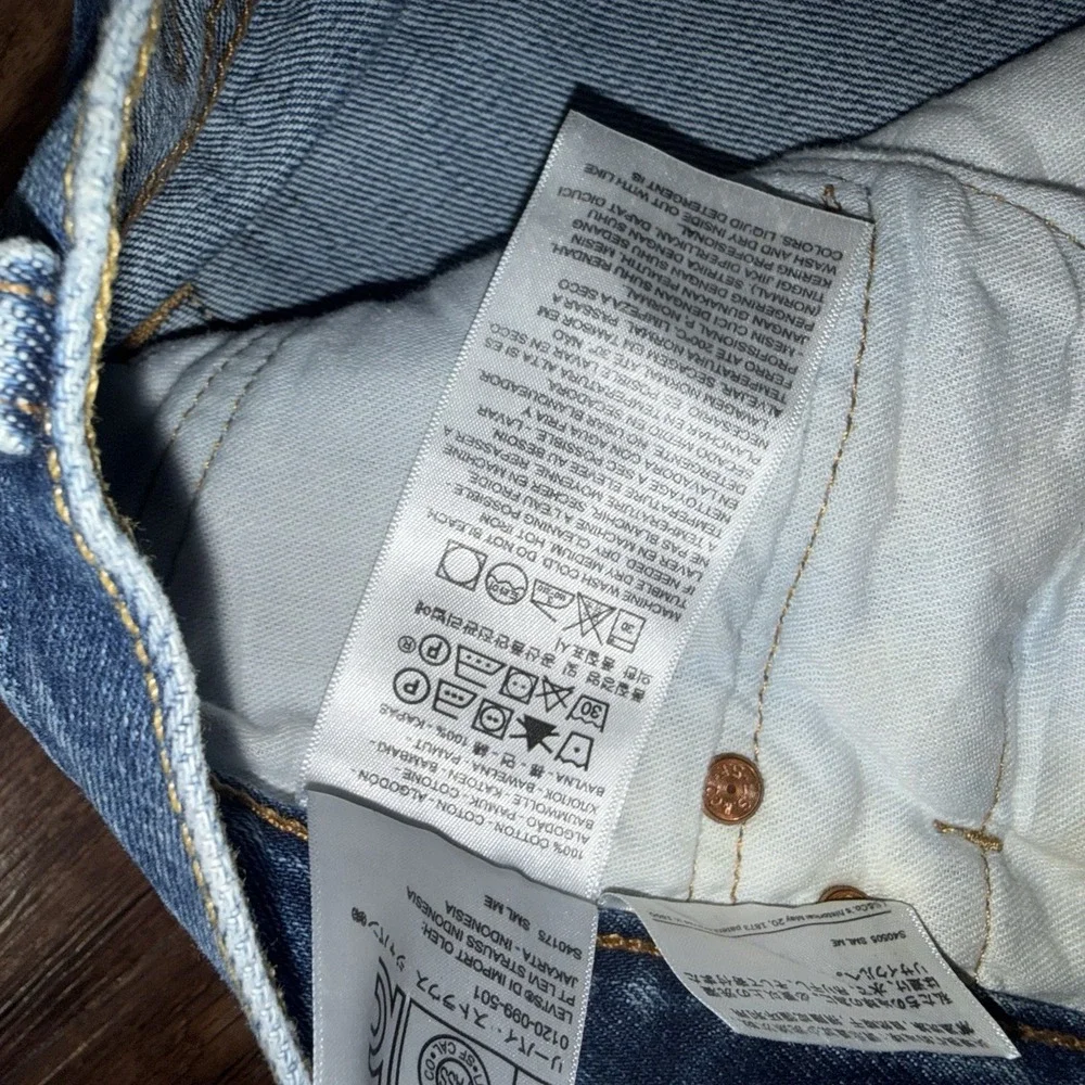 Levi's 501 Button Fly Straight Leg Blue Jeans Men's 35x34